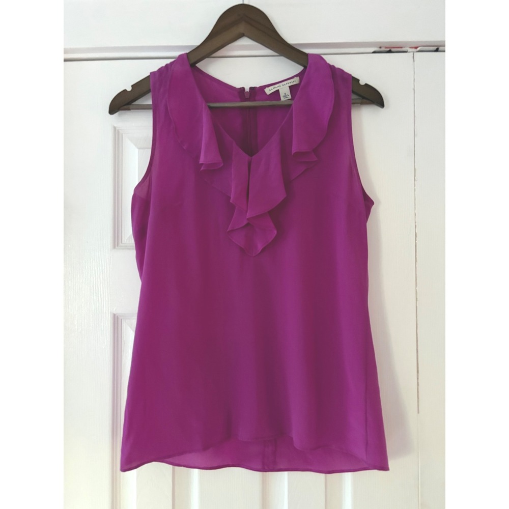 Banana Republic Magenta Purple 100% Silk‎ Ruffle V-Neck Sleeveless Blouse Size 0